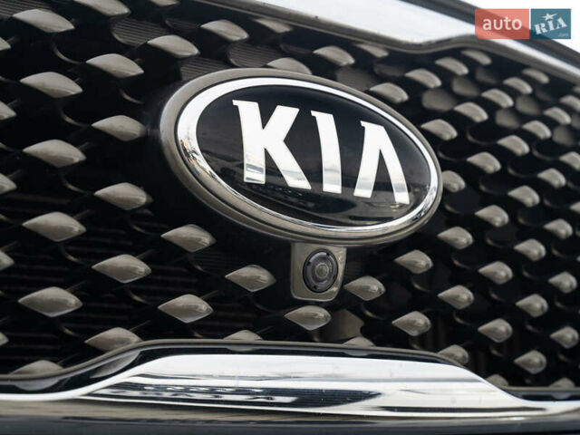 Серый Киа Соренто, объемом двигателя 2 л и пробегом 133 тыс. км за 20700 $, фото 8 на Automoto.ua