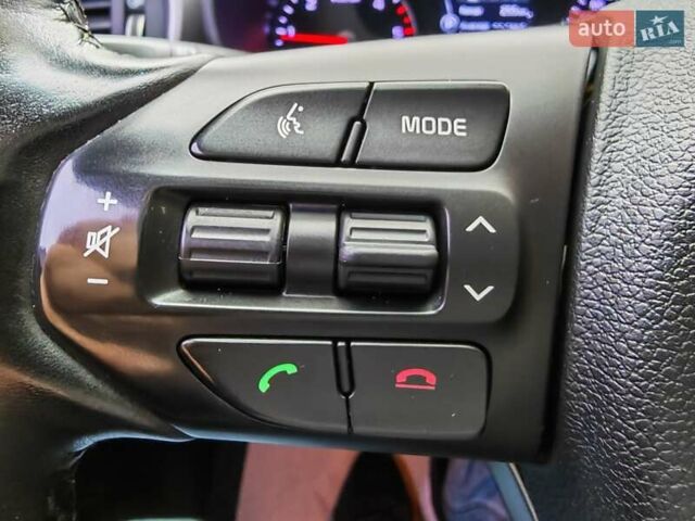 Серый Киа Соренто, объемом двигателя 2.2 л и пробегом 219 тыс. км за 19300 $, фото 21 на Automoto.ua