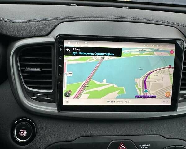 Серый Киа Соренто, объемом двигателя 2.2 л и пробегом 202 тыс. км за 24500 $, фото 8 на Automoto.ua