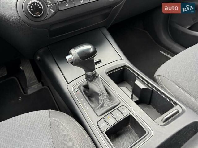 Серый Киа Соренто, объемом двигателя 2.2 л и пробегом 243 тыс. км за 19500 $, фото 27 на Automoto.ua