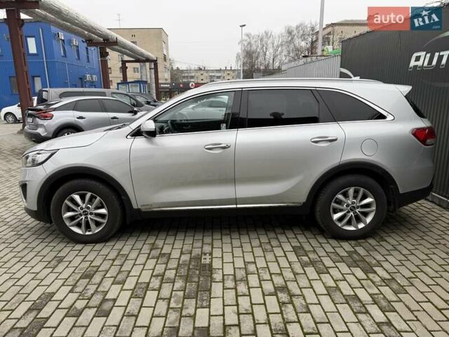 Серый Киа Соренто, объемом двигателя 2.2 л и пробегом 243 тыс. км за 19500 $, фото 7 на Automoto.ua