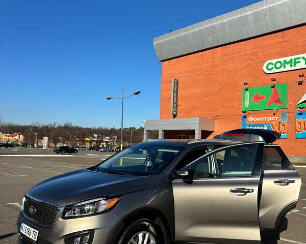 Серый Киа Соренто, объемом двигателя 2.36 л и пробегом 103 тыс. км за 14300 $, фото 12 на Automoto.ua