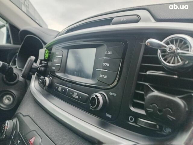 Сірий Кіа Соренто, об'ємом двигуна 3.3 л та пробігом 198 тис. км за 16990 $, фото 29 на Automoto.ua