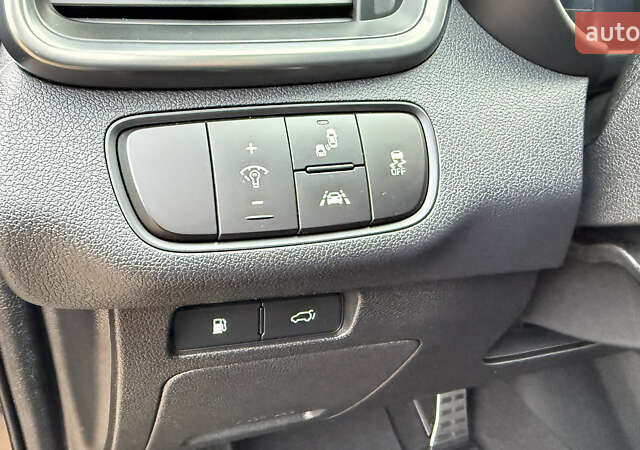 Серый Киа Соренто, объемом двигателя 2.2 л и пробегом 217 тыс. км за 20900 $, фото 26 на Automoto.ua