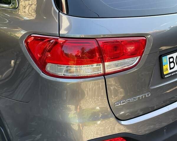Киа Соренто 2015 в Львове на Automoto.ua Серый Киа Соренто, объемом двигателя 2.2 л и пробегом 131 тыс. км за 20500 $, фото 11 на Automoto.ua