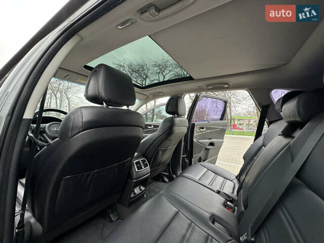 Сірий Кіа Соренто, об'ємом двигуна 2.2 л та пробігом 180 тис. км за 18500 $, фото 42 на Automoto.ua