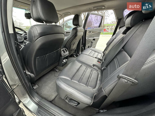 Сірий Кіа Соренто, об'ємом двигуна 2.2 л та пробігом 180 тис. км за 18500 $, фото 39 на Automoto.ua