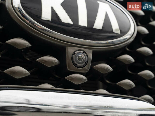 Киа Соренто 2015 в Одессе на Automoto.ua Серый Киа Соренто, объемом двигателя 2 л и пробегом 169 тыс. км за 20500 $, фото 9 на Automoto.ua