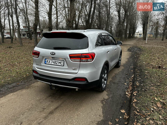 Сірий Кіа Соренто, об'ємом двигуна 2 л та пробігом 178 тис. км за 20500 $, фото 10 на Automoto.ua