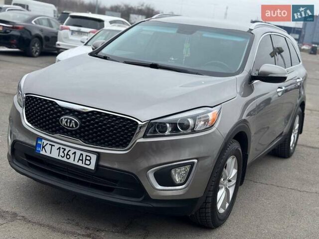 Сірий Кіа Соренто, об'ємом двигуна 2.4 л та пробігом 140 тис. км за 14800 $, фото 27 на Automoto.ua
