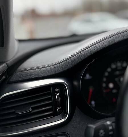Киа Соренто 2015 в Хмельницком на Automoto.ua Серый Киа Соренто, объемом двигателя 2.2 л и пробегом 180 тыс. км за 22000 $, фото 14 на Automoto.ua