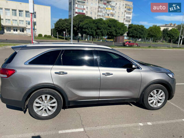Сірий Кіа Соренто, об'ємом двигуна 2.36 л та пробігом 118 тис. км за 13900 $, фото 9 на Automoto.ua
