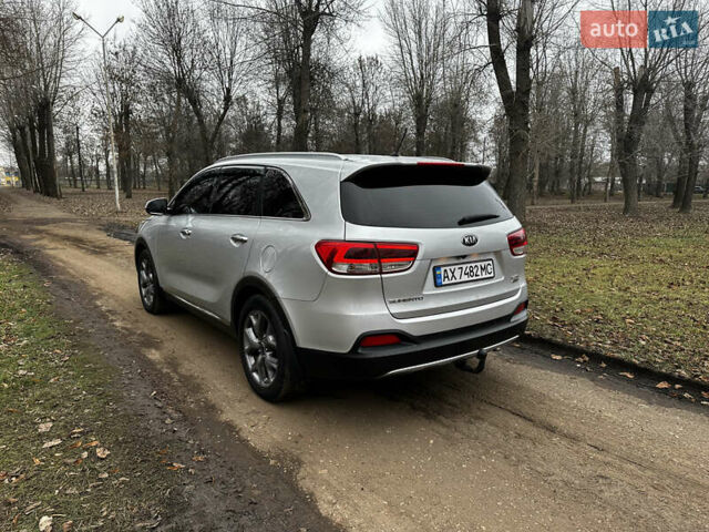 Сірий Кіа Соренто, об'ємом двигуна 2 л та пробігом 178 тис. км за 20500 $, фото 4 на Automoto.ua