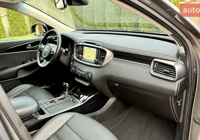 Серый Киа Соренто, объемом двигателя 2.2 л и пробегом 217 тыс. км за 20900 $, фото 53 на Automoto.ua