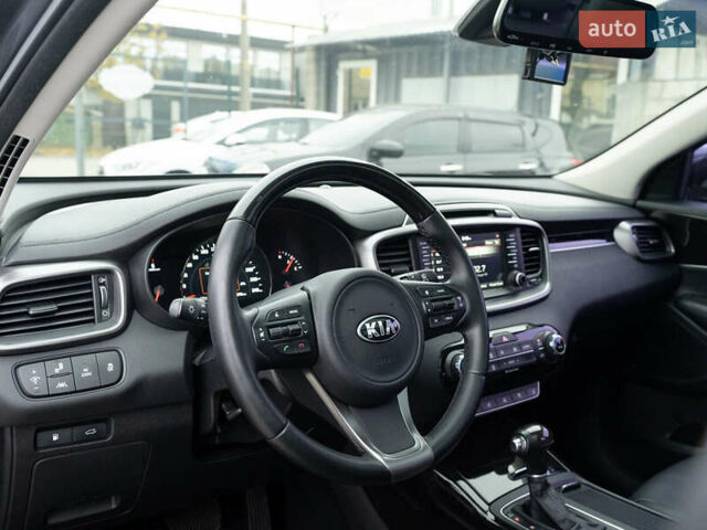 Киа Соренто 2015 в Одессе на Automoto.ua Серый Киа Соренто, объемом двигателя 2 л и пробегом 169 тыс. км за 20500 $, фото 43 на Automoto.ua