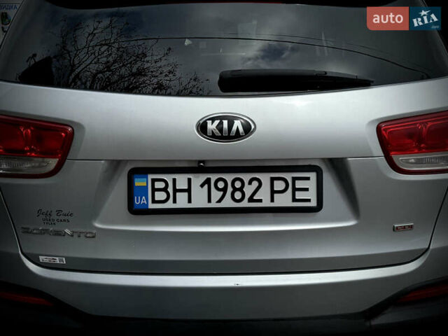 Серый Киа Соренто, объемом двигателя 2.36 л и пробегом 208 тыс. км за 14500 $, фото 20 на Automoto.ua