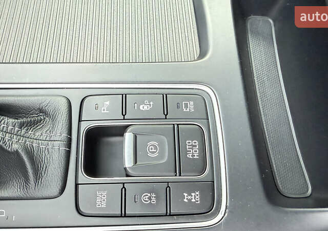 Серый Киа Соренто, объемом двигателя 2.2 л и пробегом 217 тыс. км за 20900 $, фото 27 на Automoto.ua