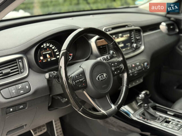 Серый Киа Соренто, объемом двигателя 2.2 л и пробегом 193 тыс. км за 22222 $, фото 33 на Automoto.ua