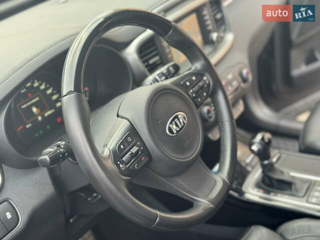 Сірий Кіа Соренто, об'ємом двигуна 2.2 л та пробігом 207 тис. км за 18800 $, фото 19 на Automoto.ua