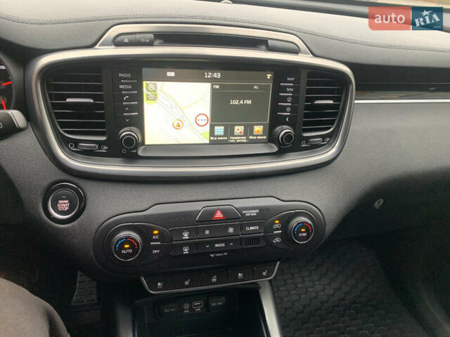 Серый Киа Соренто, объемом двигателя 2.2 л и пробегом 179 тыс. км за 21700 $, фото 28 на Automoto.ua