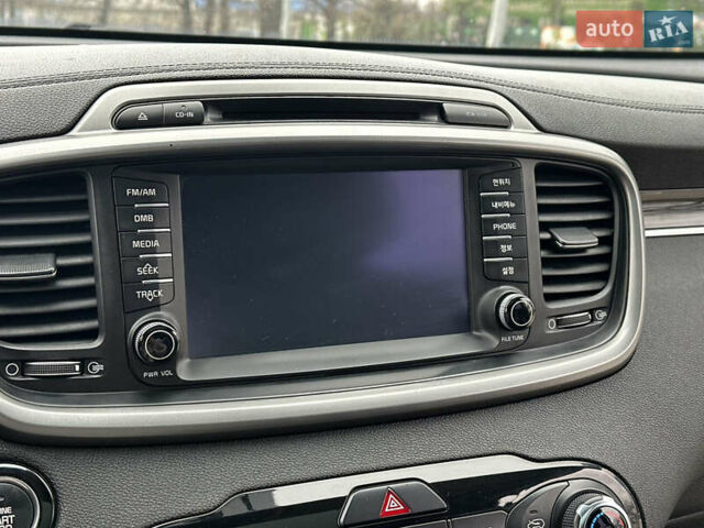 Сірий Кіа Соренто, об'ємом двигуна 2.2 л та пробігом 180 тис. км за 18500 $, фото 76 на Automoto.ua