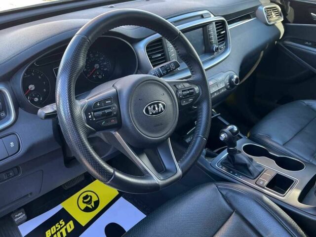 Серый Киа Соренто, объемом двигателя 2.4 л и пробегом 129 тыс. км за 14500 $, фото 6 на Automoto.ua