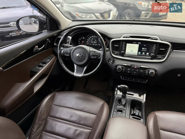 Киа Соренто 2015 в Одессе на Automoto.ua Серый Киа Соренто, объемом двигателя 2 л и пробегом 200 тыс. км за 19500 $, фото 49 на Automoto.ua