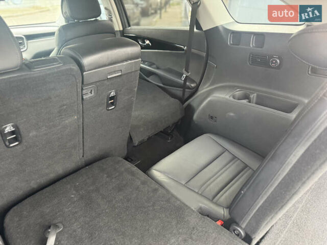 Сірий Кіа Соренто, об'ємом двигуна 2.2 л та пробігом 207 тис. км за 18800 $, фото 37 на Automoto.ua