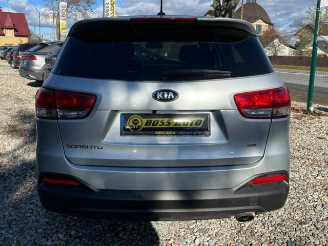 Серый Киа Соренто, объемом двигателя 2.4 л и пробегом 129 тыс. км за 14500 $, фото 4 на Automoto.ua