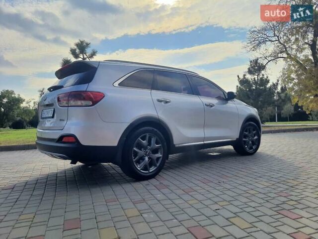 Серый Киа Соренто, объемом двигателя 2 л и пробегом 139 тыс. км за 21500 $, фото 11 на Automoto.ua