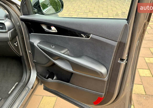 Серый Киа Соренто, объемом двигателя 2.2 л и пробегом 217 тыс. км за 20900 $, фото 52 на Automoto.ua