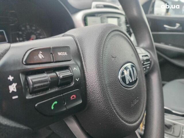 Сірий Кіа Соренто, об'ємом двигуна 3.3 л та пробігом 198 тис. км за 16990 $, фото 11 на Automoto.ua