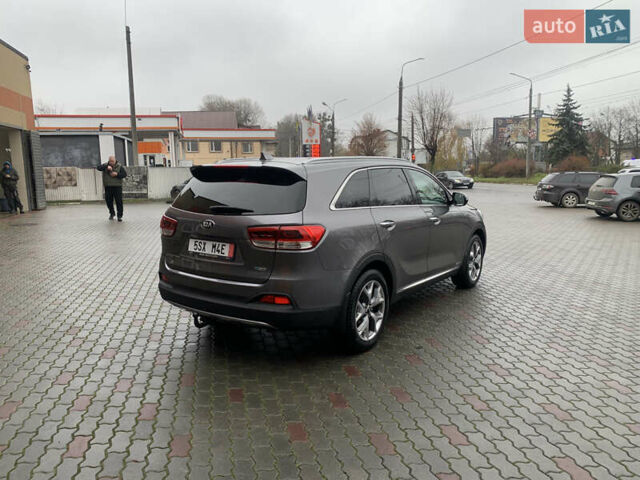 Серый Киа Соренто, объемом двигателя 2.2 л и пробегом 179 тыс. км за 21700 $, фото 4 на Automoto.ua