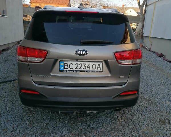 Кіа Соренто 2015 у Львові на Automoto.ua Сірий Кіа Соренто, об'ємом двигуна 2.36 л та пробігом 100 тис. км за 16000 $, фото 6 на Automoto.ua