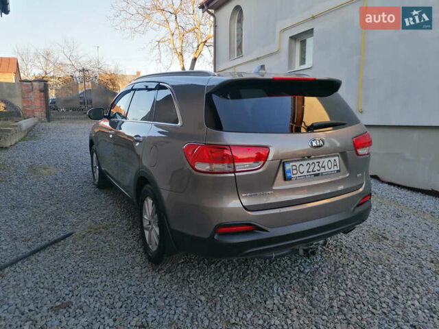 Кіа Соренто 2015 у Львові на Automoto.ua Сірий Кіа Соренто, об'ємом двигуна 2.36 л та пробігом 100 тис. км за 16000 $, фото 5 на Automoto.ua