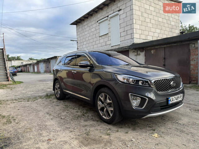 Киа Соренто 2015 в Киеве на Automoto.ua Серый Киа Соренто, объемом двигателя 2.2 л и пробегом 235 тыс. км за 22000 $, фото 1 на Automoto.ua