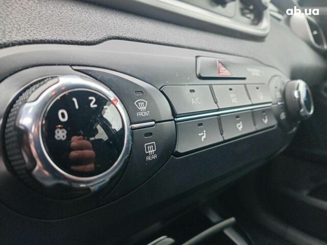 Сірий Кіа Соренто, об'ємом двигуна 3.3 л та пробігом 198 тис. км за 16990 $, фото 15 на Automoto.ua