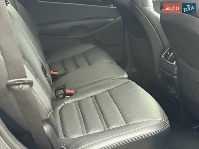 Серый Киа Соренто, объемом двигателя 2.2 л и пробегом 193 тыс. км за 22222 $, фото 41 на Automoto.ua