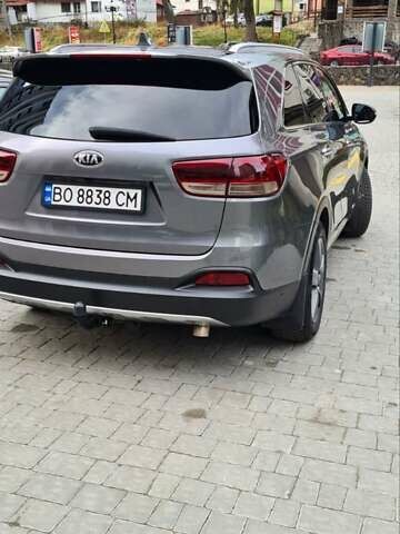 Сірий Кіа Соренто, об'ємом двигуна 2.2 л та пробігом 256 тис. км за 25300 $, фото 8 на Automoto.ua