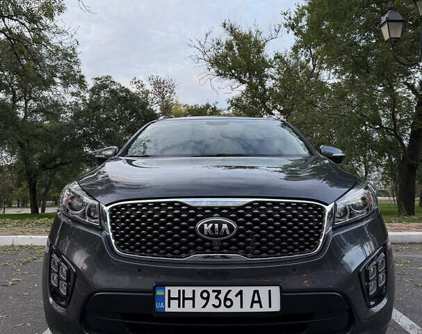 Киа Соренто 2015 в Одессе на Automoto.ua Серый Киа Соренто, объемом двигателя 2 л и пробегом 168 тыс. км за 21500 $, фото 1 на Automoto.ua