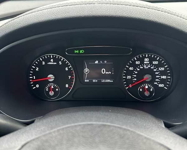 Серый Киа Соренто, объемом двигателя 2.36 л и пробегом 121 тыс. км за 14700 $, фото 23 на Automoto.ua