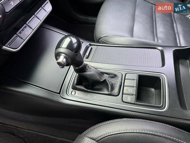 Серый Киа Соренто, объемом двигателя 2 л и пробегом 108 тыс. км за 19700 $, фото 25 на Automoto.ua