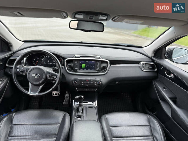 Киа Соренто 2015 в Луцке на Automoto.ua Серый Киа Соренто, объемом двигателя 2 л и пробегом 238 тыс. км за 17700 $, фото 50 на Automoto.ua