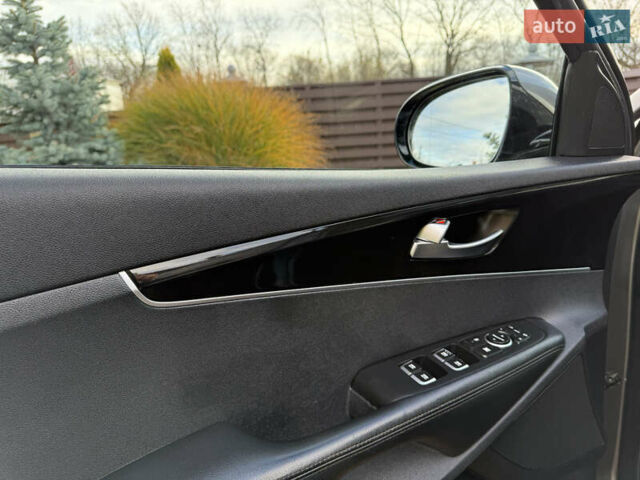 Серый Киа Соренто, объемом двигателя 2.2 л и пробегом 192 тыс. км за 18200 $, фото 47 на Automoto.ua