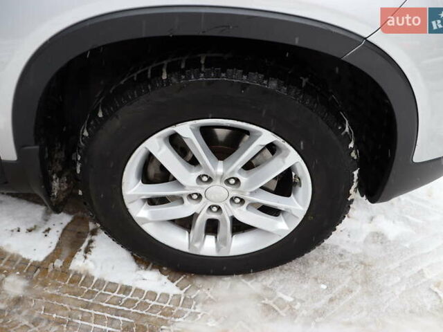 Серый Киа Соренто, объемом двигателя 2.4 л и пробегом 77 тыс. км за 12900 $, фото 3 на Automoto.ua