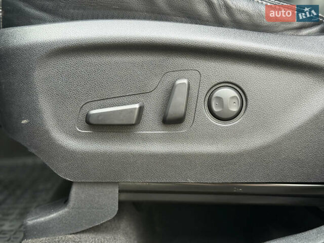 Киа Соренто 2015 в Луцке на Automoto.ua Серый Киа Соренто, объемом двигателя 2 л и пробегом 238 тыс. км за 17700 $, фото 29 на Automoto.ua