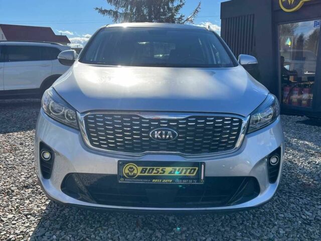 Серый Киа Соренто, объемом двигателя 2.4 л и пробегом 129 тыс. км за 14500 $, фото 1 на Automoto.ua