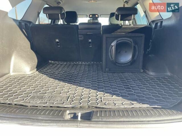Серый Киа Соренто, объемом двигателя 2.2 л и пробегом 251 тыс. км за 17500 $, фото 14 на Automoto.ua