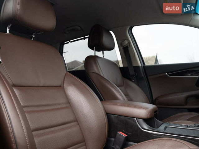 Серый Киа Соренто, объемом двигателя 2 л и пробегом 133 тыс. км за 20700 $, фото 47 на Automoto.ua