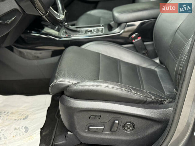 Серый Киа Соренто, объемом двигателя 2.2 л и пробегом 193 тыс. км за 22222 $, фото 36 на Automoto.ua